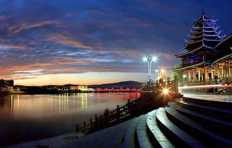 湖南小巷深处的味觉盛宴