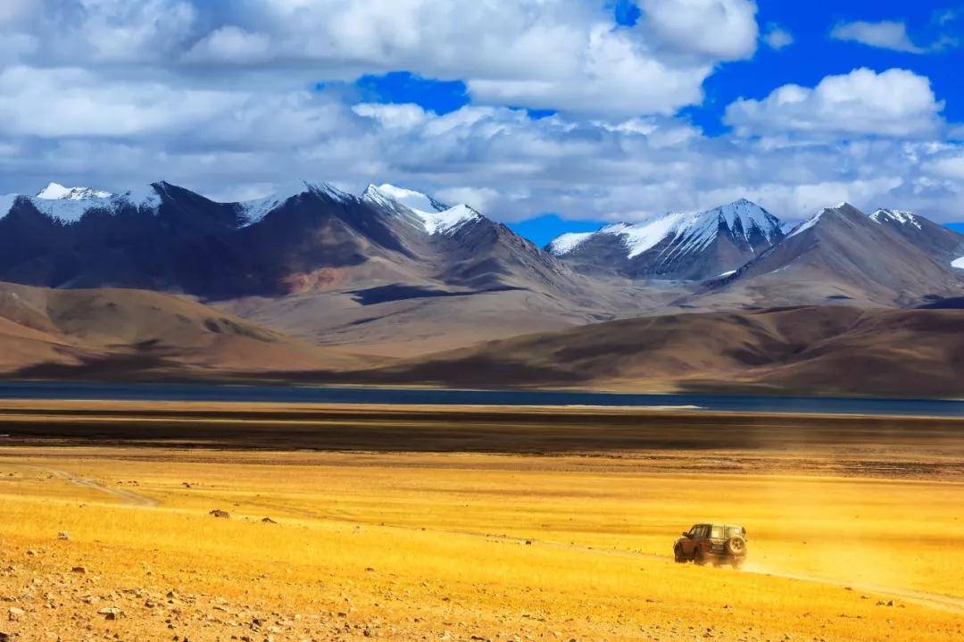 西藏之旅，触动心灵的圣地之行